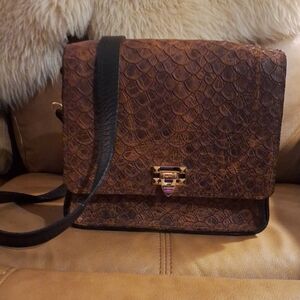 Elegant Brown Leather Shoulder Bag